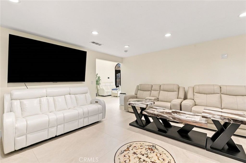 16572 Carousel Property Photo 48