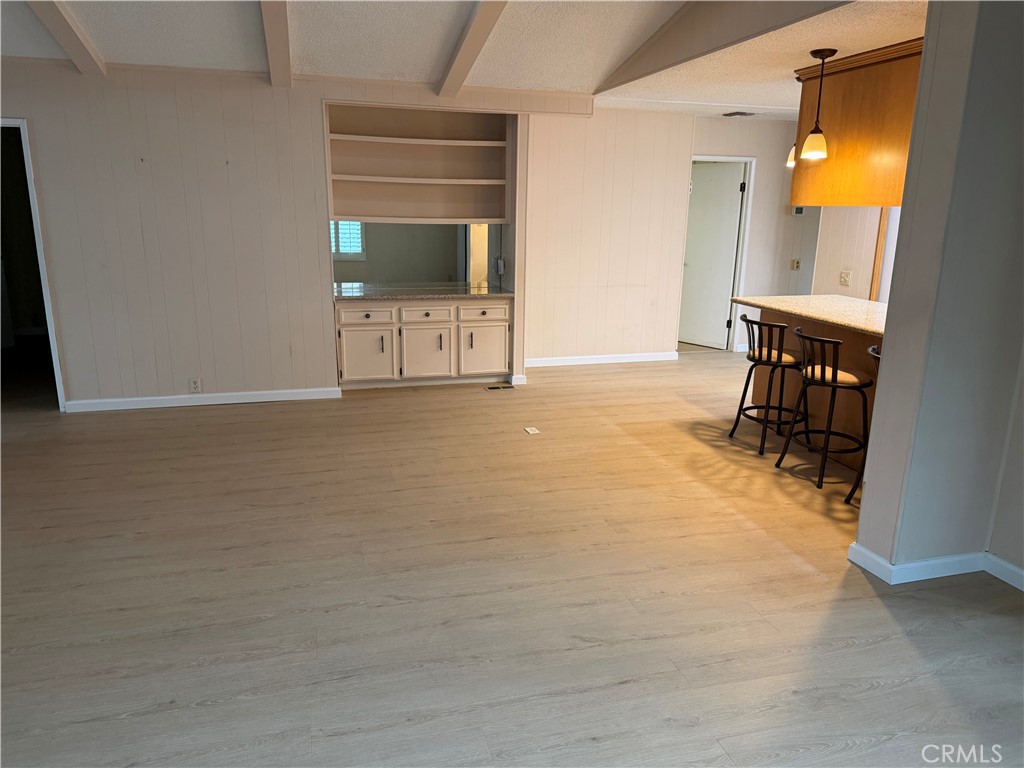 74570 Zircon Circle E Property Photo 5