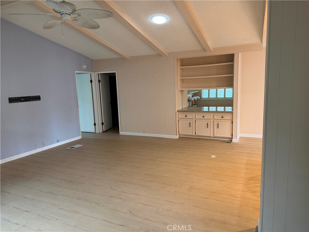 74570 Zircon Circle E Property Photo 6