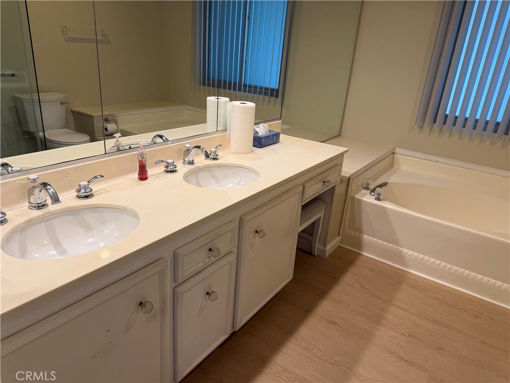 74570 Zircon Circle E Property Photo 18