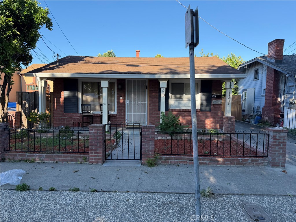 318 Raymond Property Photo 4