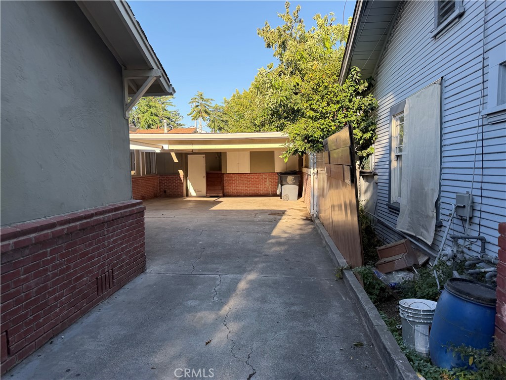 318 Raymond Property Photo 21