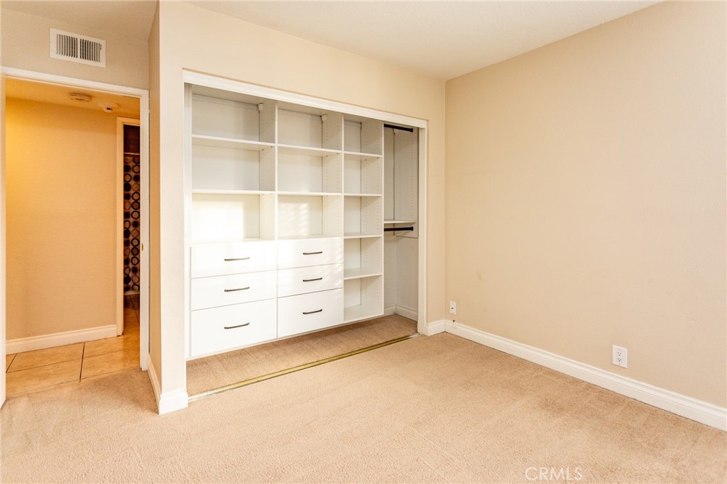 1653 Toyon Place Property Photo 5