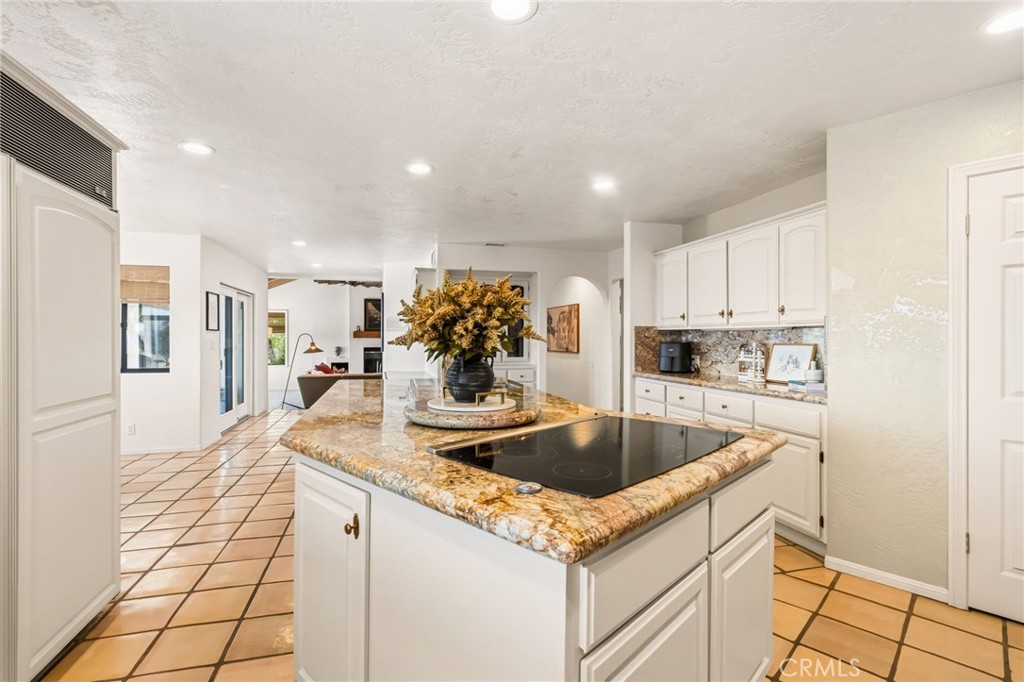 2323 Wilt Property Photo 12