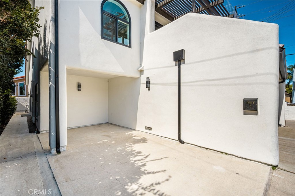 4981 Pearce Property Photo 3