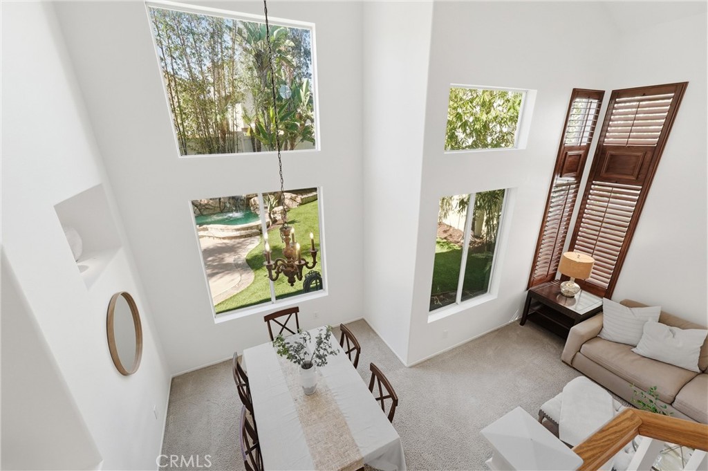 29 Marseille Property Photo 36