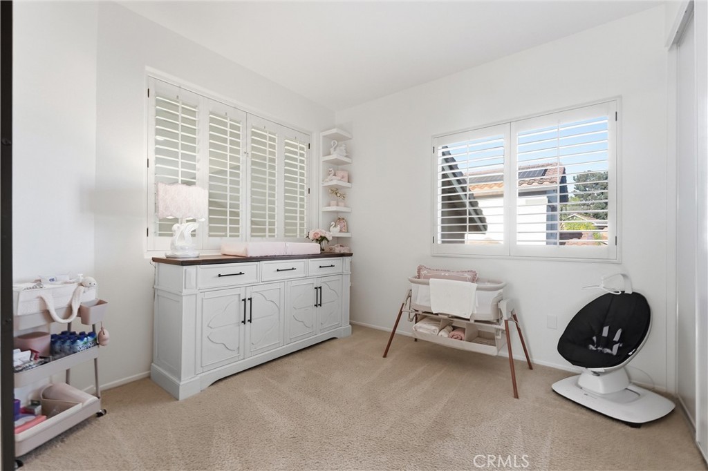 29 Marseille Property Photo 49
