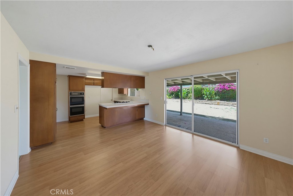 1215 E Mardell Property Photo 17