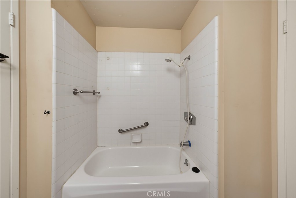 1215 E Mardell Property Photo 25