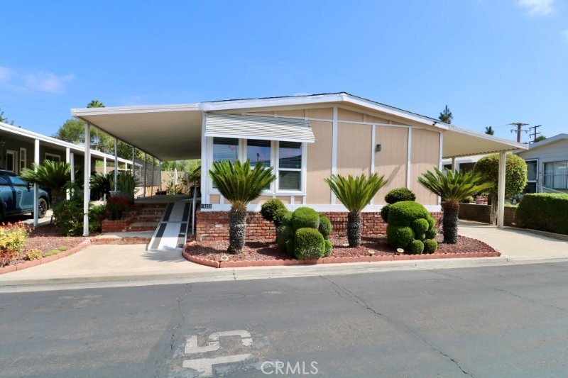 14055 Lake View Drive 14 Property Photo 3