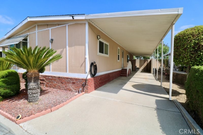 14055 Lake View Drive 14 Property Photo 5
