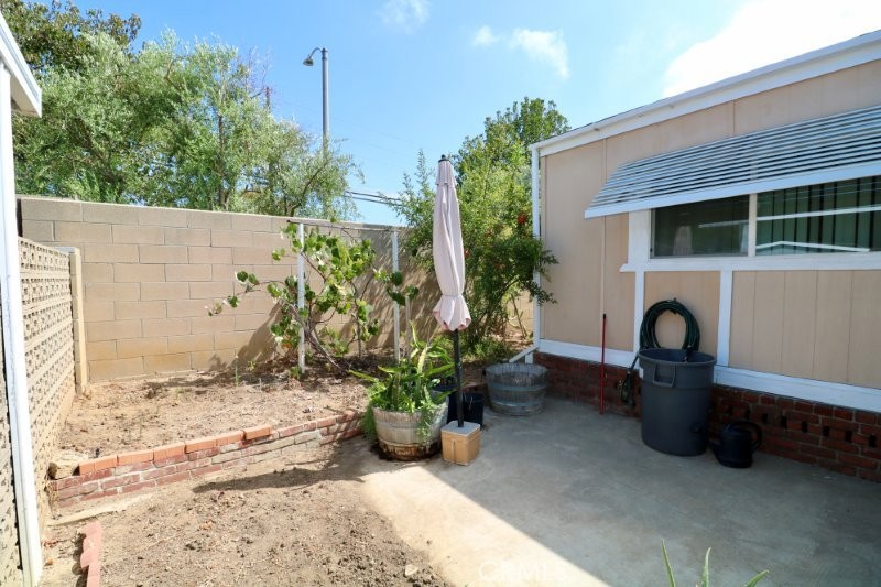 14055 Lake View Drive 14 Property Photo 9