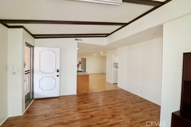 14055 Lake View Drive 14 Property Photo 13