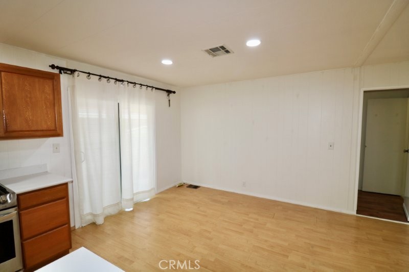 14055 Lake View Drive 14 Property Photo 14