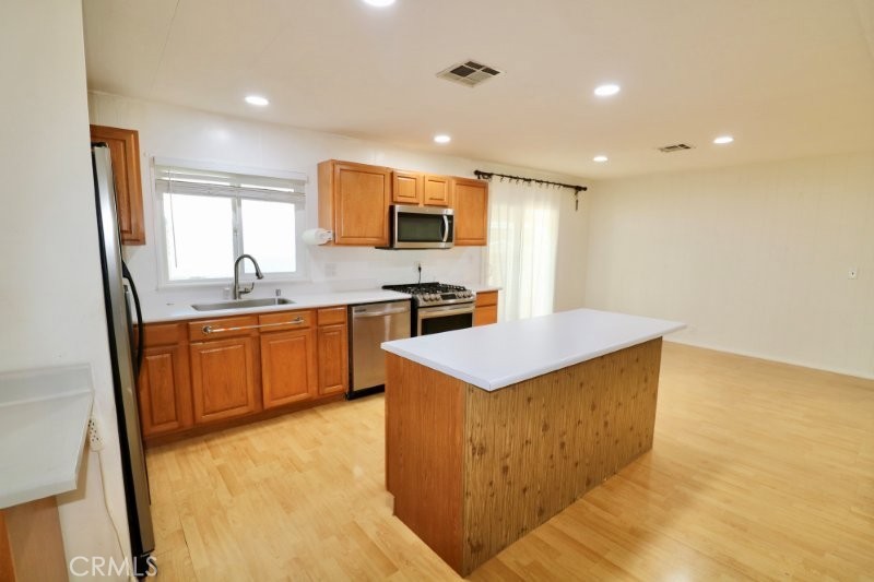 14055 Lake View Drive 14 Property Photo 26
