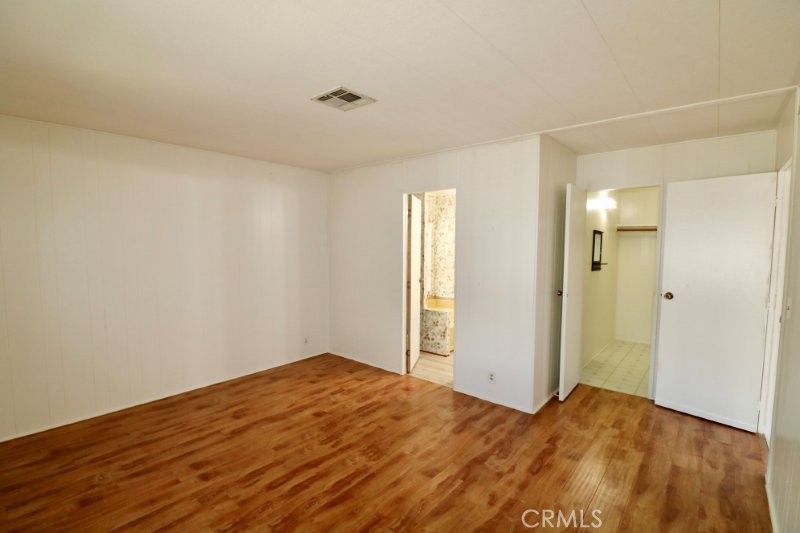 14055 Lake View Drive 14 Property Photo 32