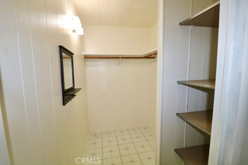 14055 Lake View Drive 14 Property Photo 33