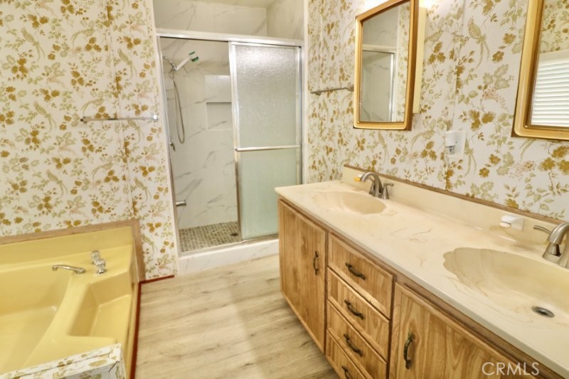 14055 Lake View Drive 14 Property Photo 38