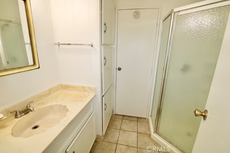 14055 Lake View Drive 14 Property Photo 41