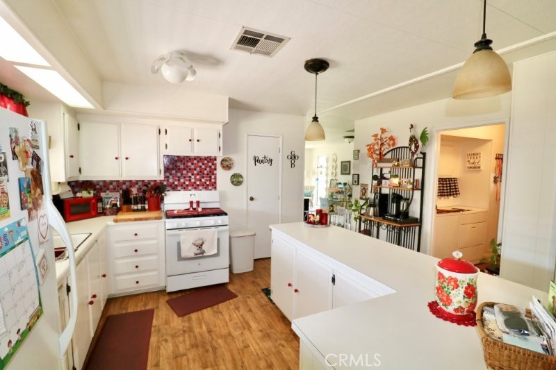 14024 Lake Side Drive 113 Property Photo 29