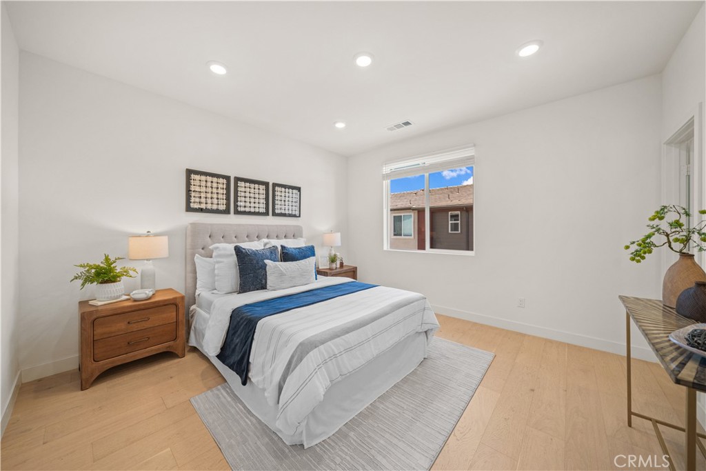271 Lynx Property Photo 34