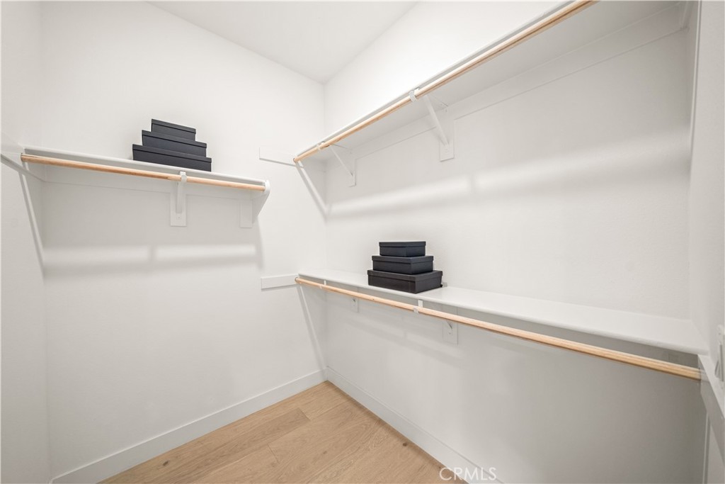 271 Lynx Property Photo 38