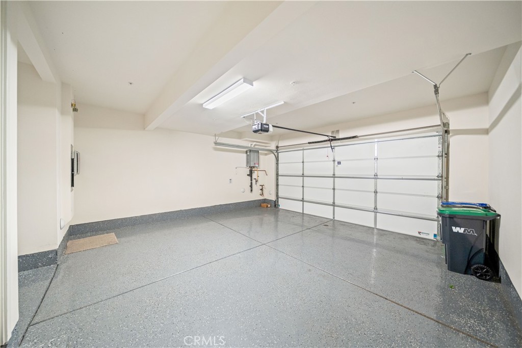 271 Lynx Property Photo 39