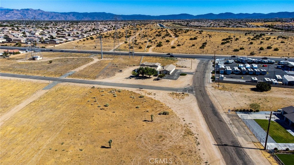 9751 Pyrite Avenue Property Photo 8
