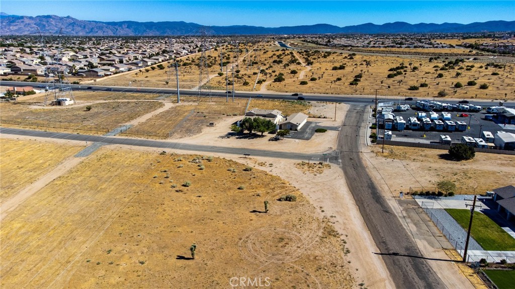 9751 Pyrite Avenue Property Photo 8