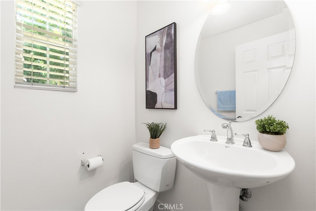 229 Dewdrop Property Photo 9