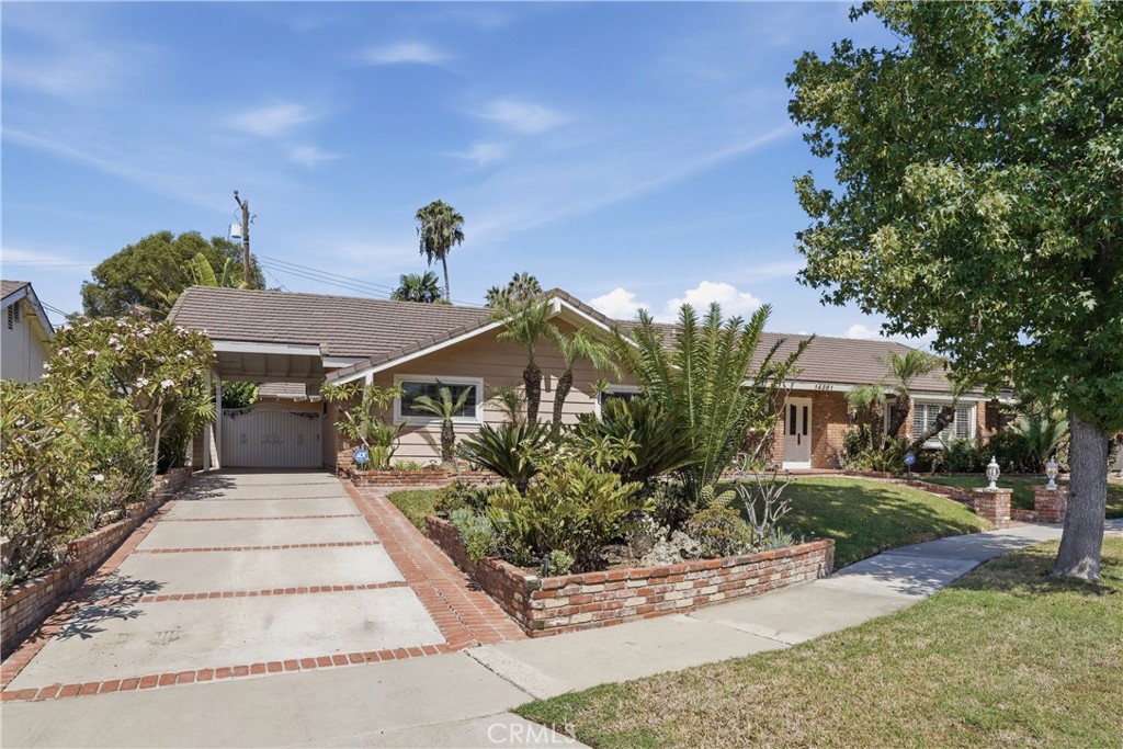 14361 Morton Street Property Photo 6