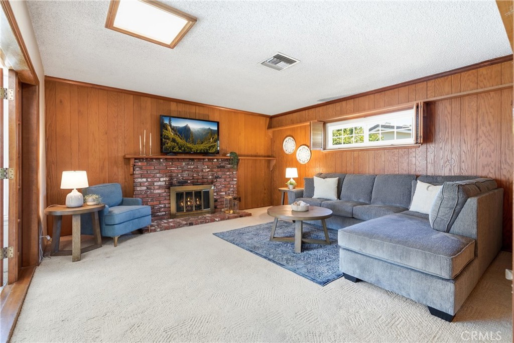 14361 Morton Street Property Photo 14