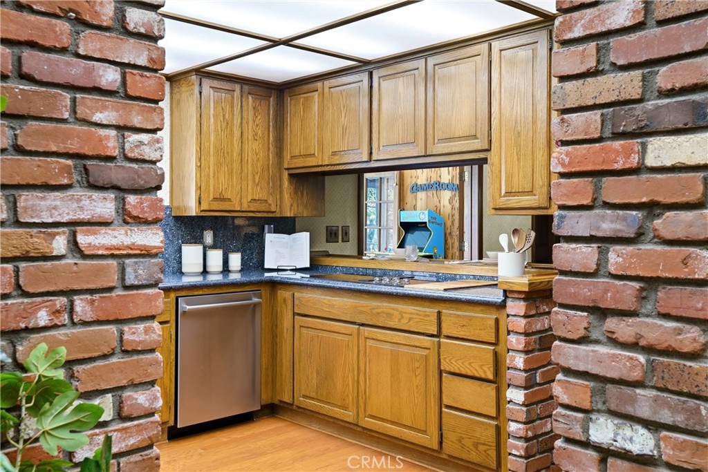14361 Morton Street Property Photo 31