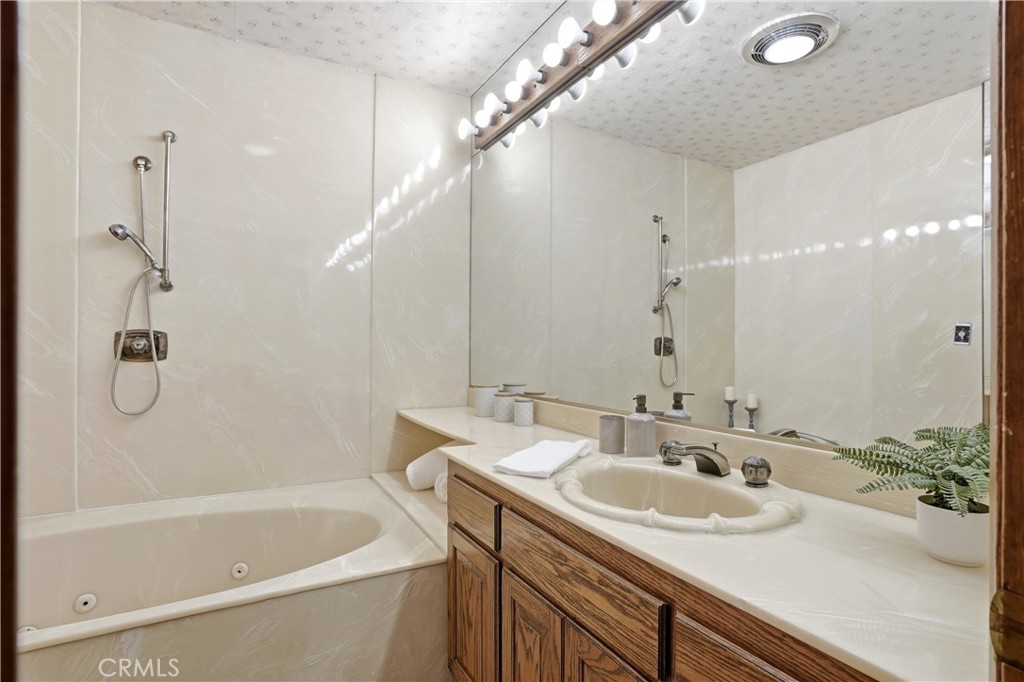 14361 Morton Street Property Photo 39