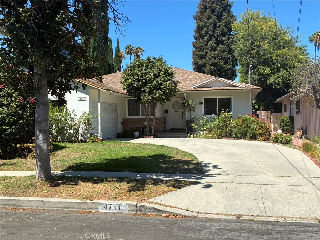 4711 Aqueduct Property Photo 1