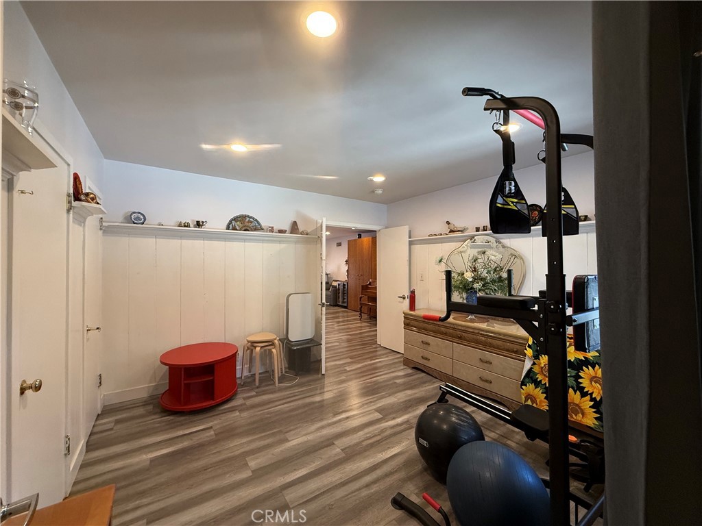 4711 Aqueduct Property Photo 8