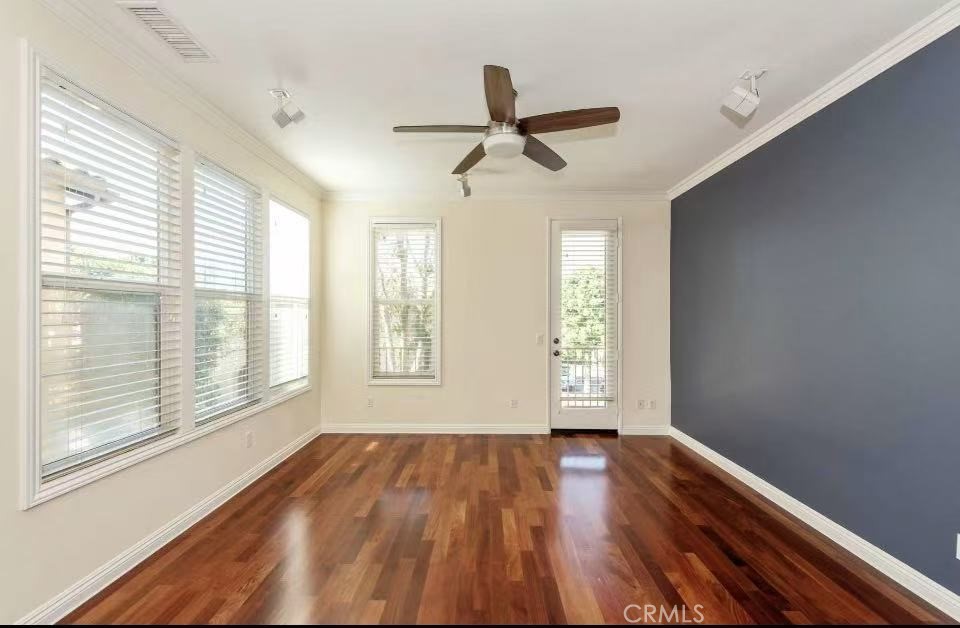 12 Tall Oak Property Photo 5