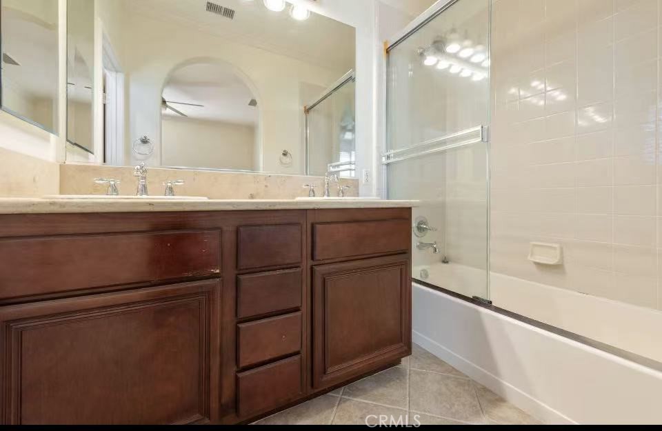 12 Tall Oak Property Photo 19