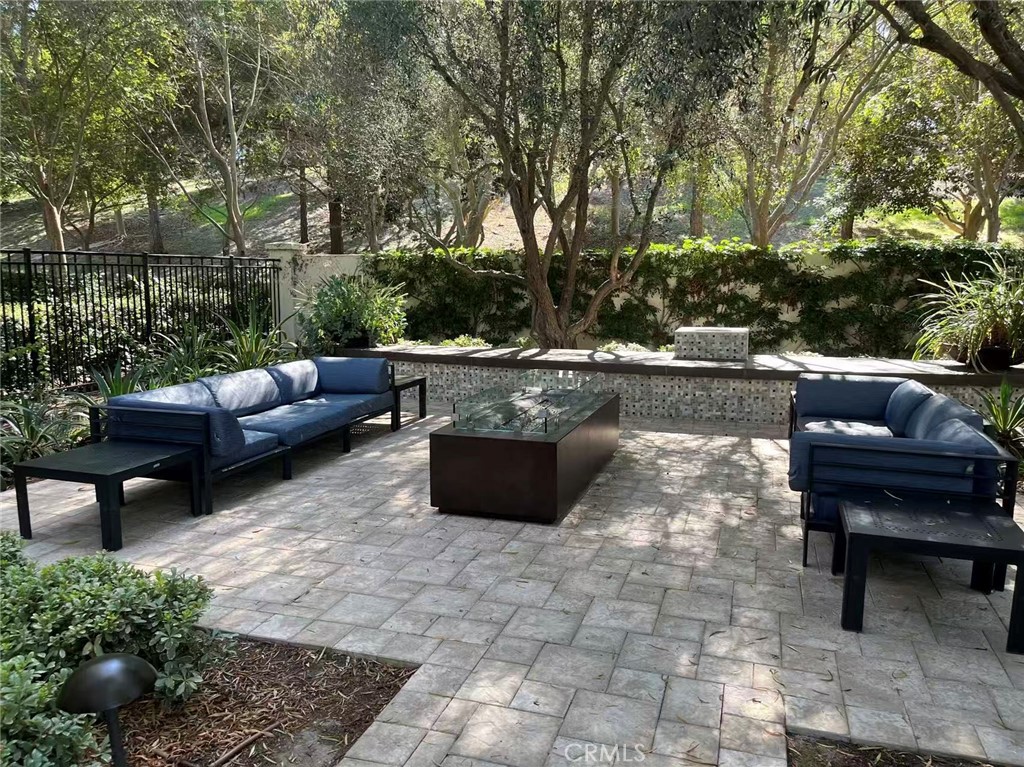 12 Tall Oak Property Photo 33