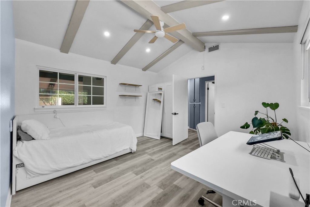 1000 Whitewater Property Photo 16