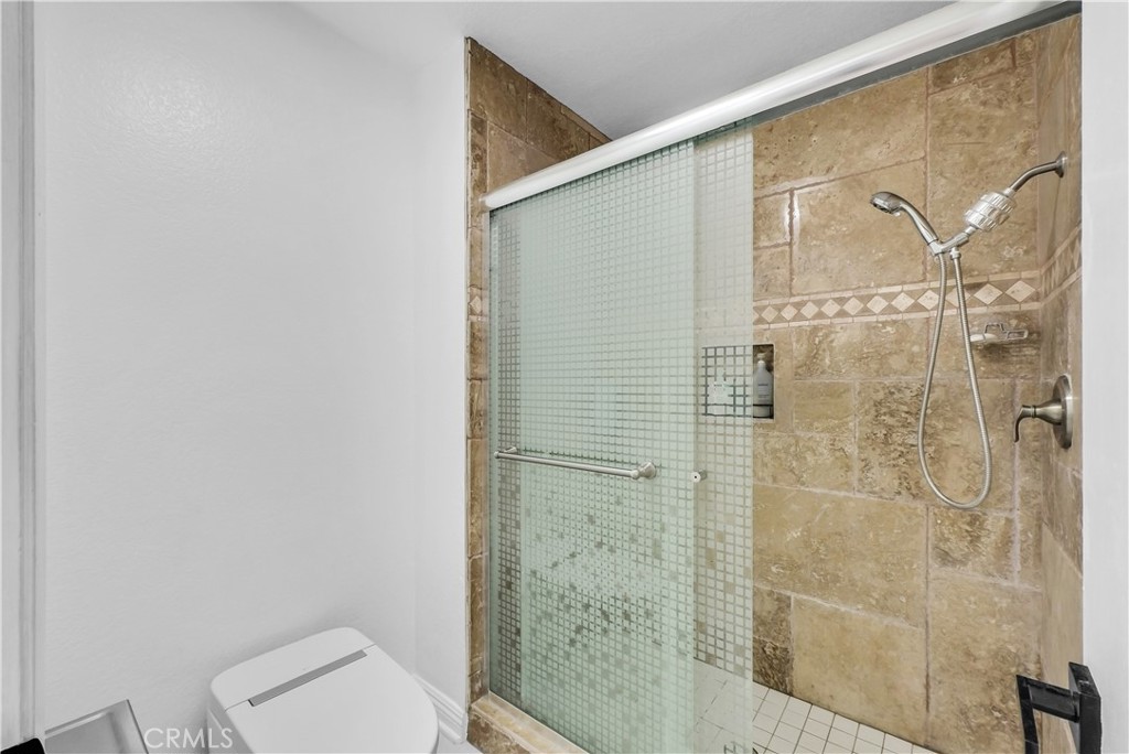1000 Whitewater Property Photo 26