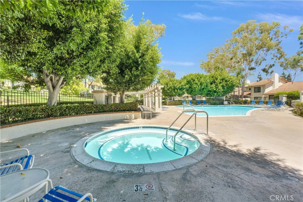 1000 Whitewater Property Photo 31