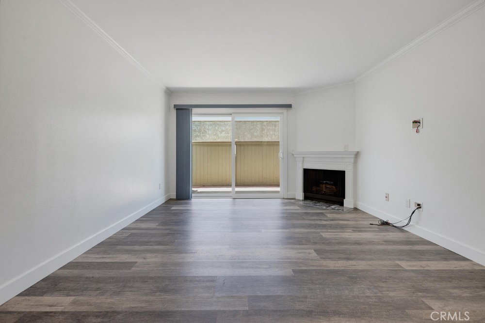23411 Cambridge Property Photo 7