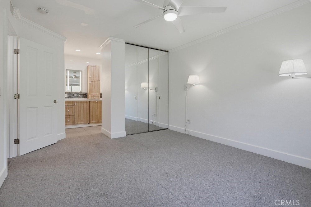 23411 Cambridge Property Photo 22