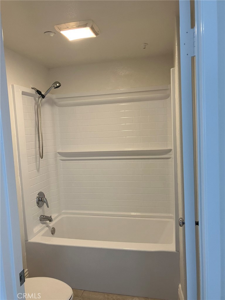 1805 Crescent Oak Property Photo 13