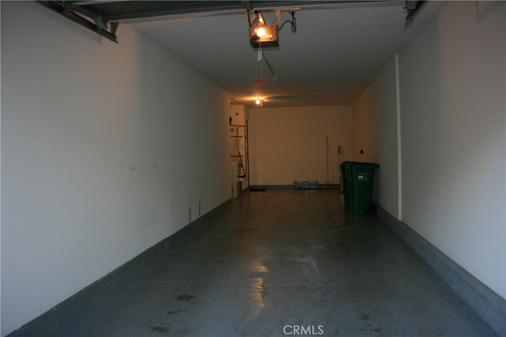 1805 Crescent Oak Property Photo 15