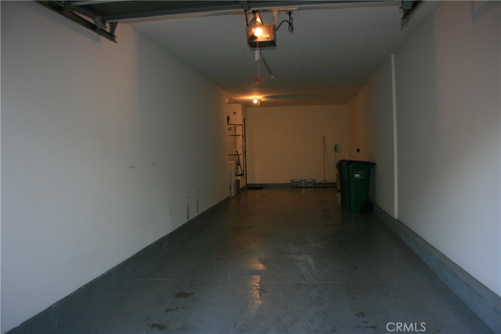 1805 Crescent Oak Property Photo 15