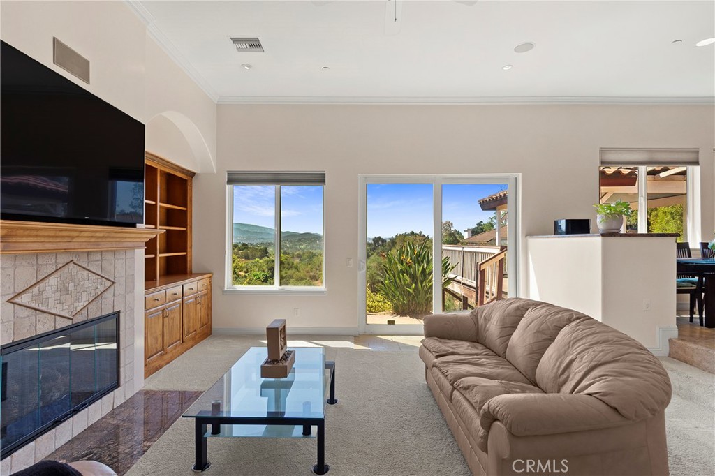 228 Vista Grande Property Photo 3