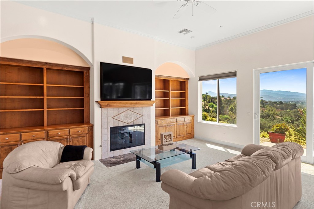 228 Vista Grande Property Photo 4