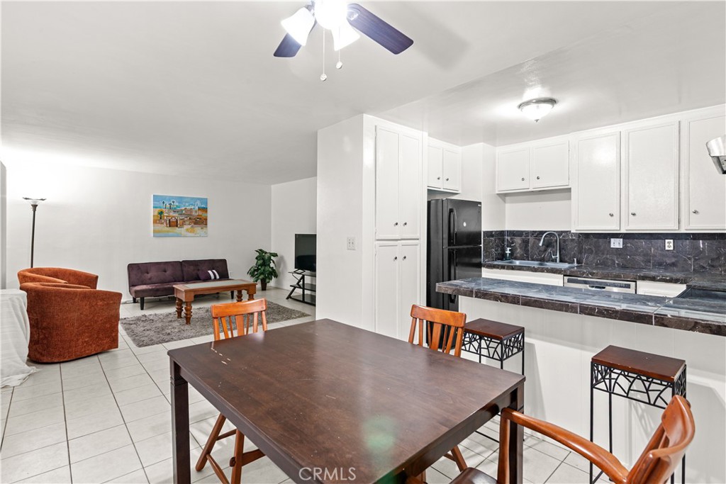 444 Obispo Avenue 3